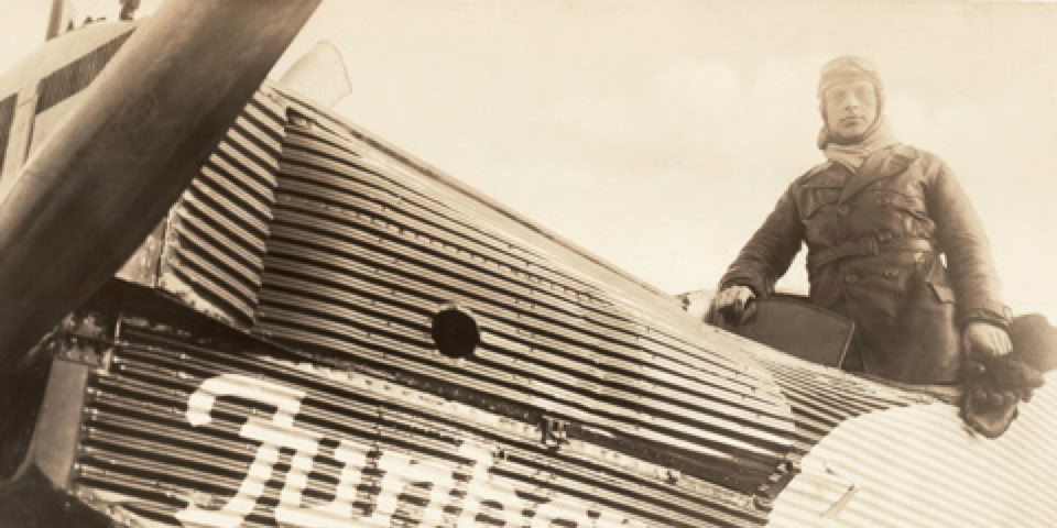 Web Page: HISTORY OF AVIATION / Webpage layout and design of the homepage